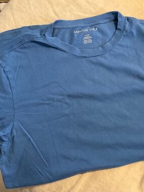 American Eagle Small blue tee